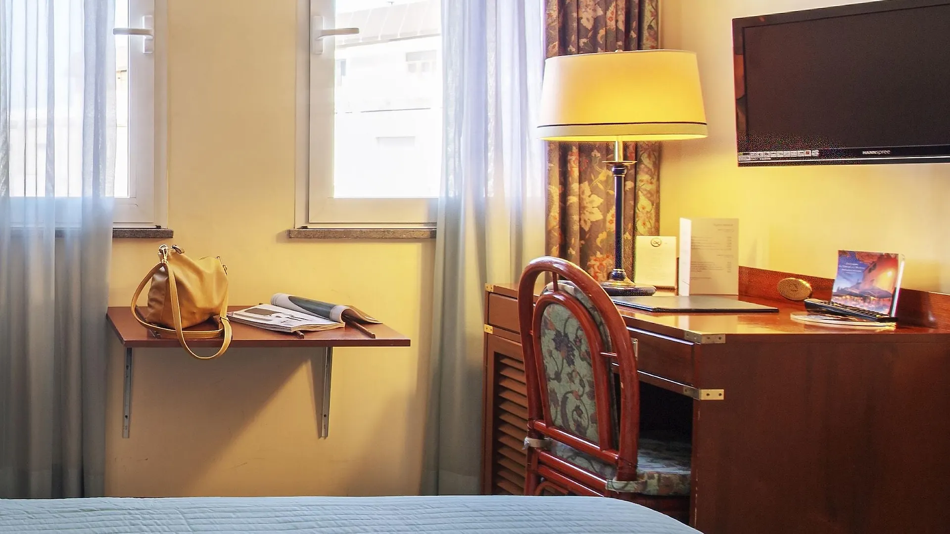 Vintage Hotel Tornese - Business & Events チェチナ