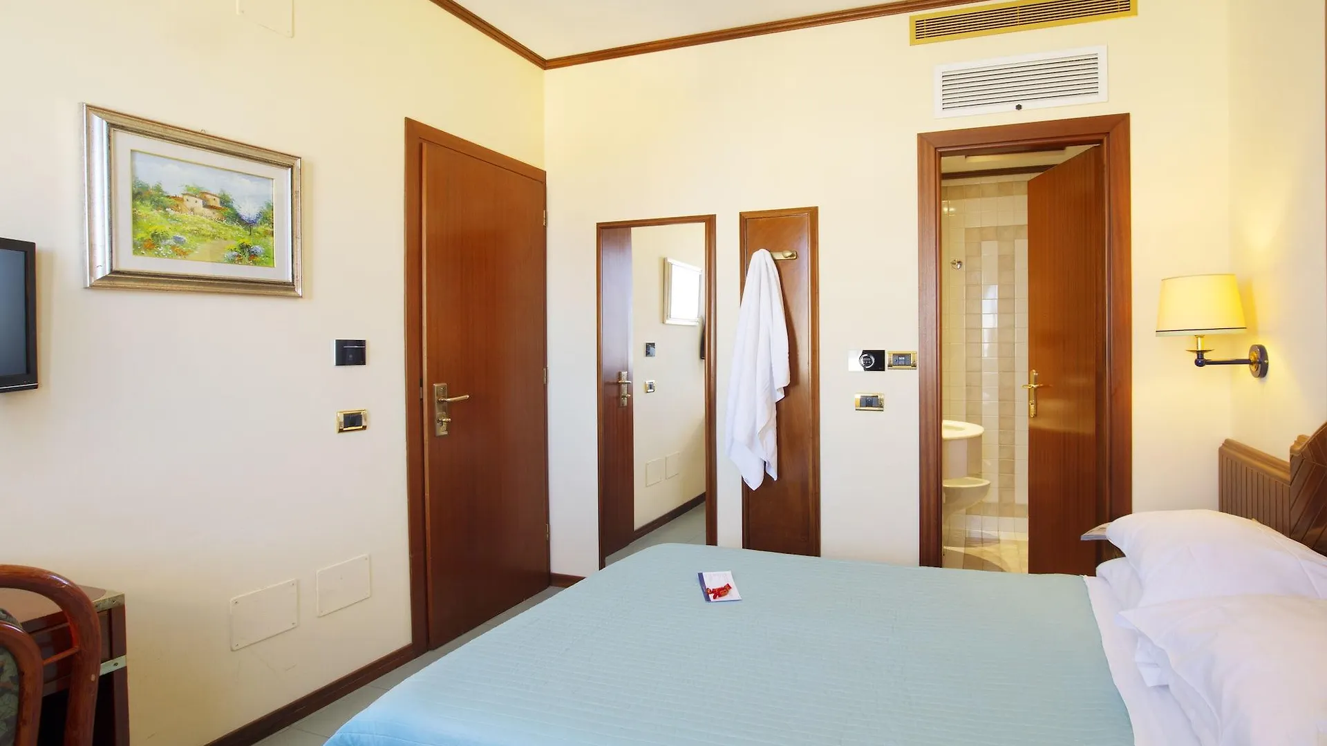 Vintage Hotel Tornese - Business & Events  Cecina (Livorno)